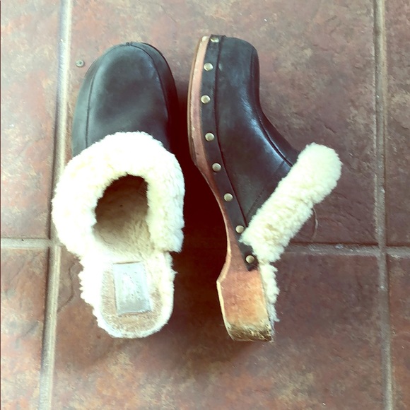 UGG clogs - Picture 1 of 2